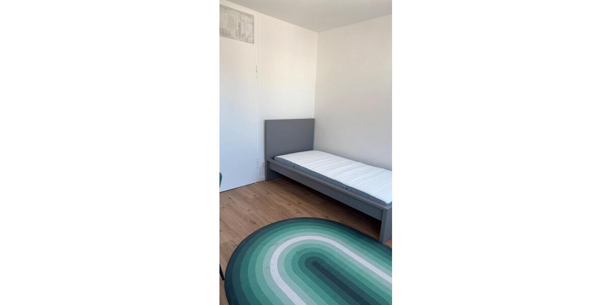 Wohnen auf Zeit Stuttgart Zuffenhausen - 3 Zimmer, 72 m&sup2;, 550&euro; | Angebot:26445110