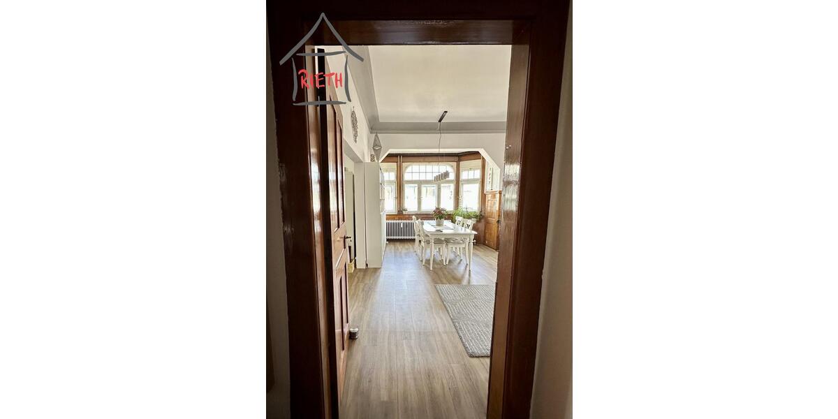 Etagenwohnung Ludwigsburg - 4 Zimmer, 130 m&sup2;, 1.440&euro; | Angebot:26004783