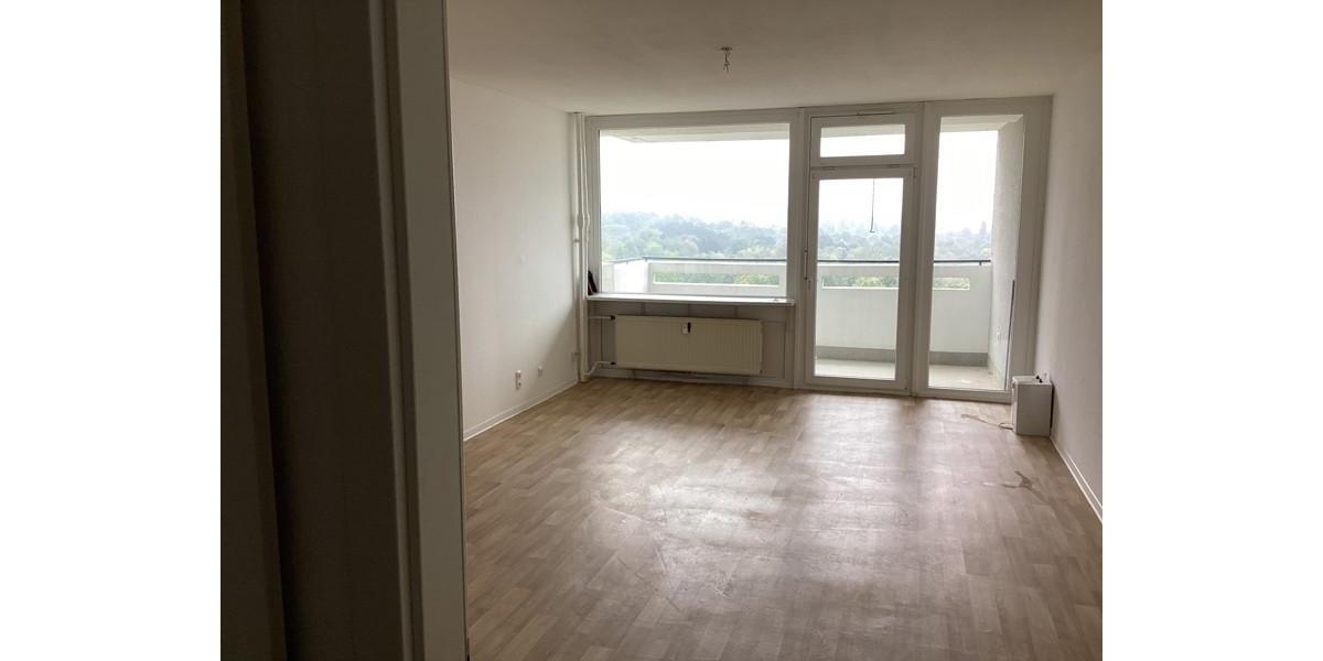 Weitblick: Helle 3 Zimmerwohnung mit Balkon 3 zimmer