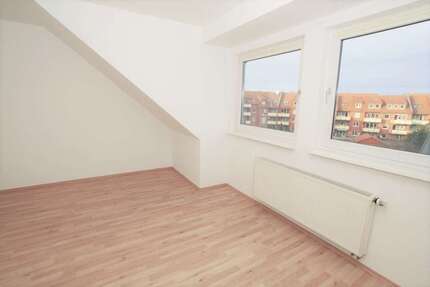 Wohnung zum Mieten in Hermsdorf 390 € 52.2 m² 2 zimmer