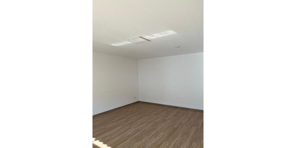 Dachgeschoßwohnung Frammersbach - 3 Zimmer, 79 m&sup2;, 625&euro; | Angebot:26429024