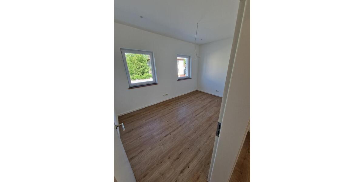 Reihenhaus Leipzig Nordost - 6 Zimmer, 190 m&sup2;, 2.625&euro; | Angebot:26001263