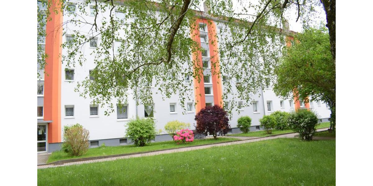 Etagenwohnung Bad Lausick - 3 Zimmer, 58 m&sup2;, 266&euro; | Angebot:25082462