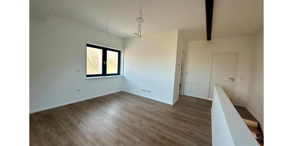 Maisonettenwohnung Saarlouis - 3 Zimmer, 95 m&sup2;, 1.390&euro; | Angebot:26511327