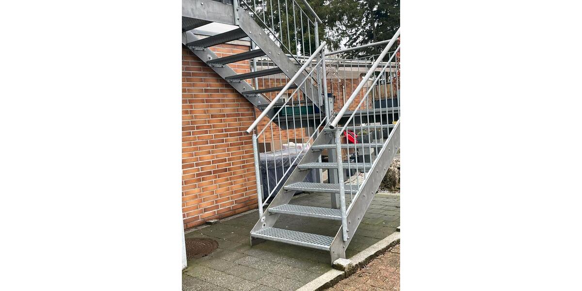 Etagenwohnung Herzogenrath - 4 Zimmer, 120 m&sup2;, 1.355&euro; | Angebot:26614544