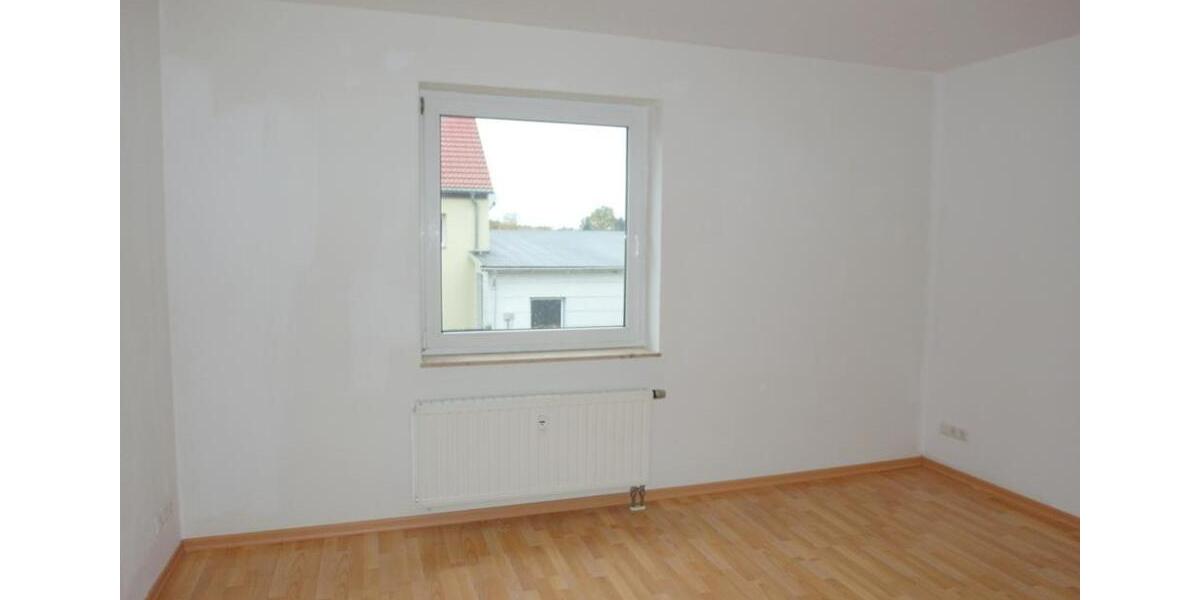 Erdgeschoßwohnung Königsbrück - 3 Zimmer, 77 m&sup2;, 719&euro; | Angebot:25958966
