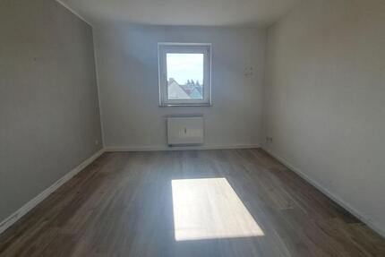 Wohnung Zeitz - 2 Zimmer, 62 m&sup2;, 404&euro; | Angebot:26232287