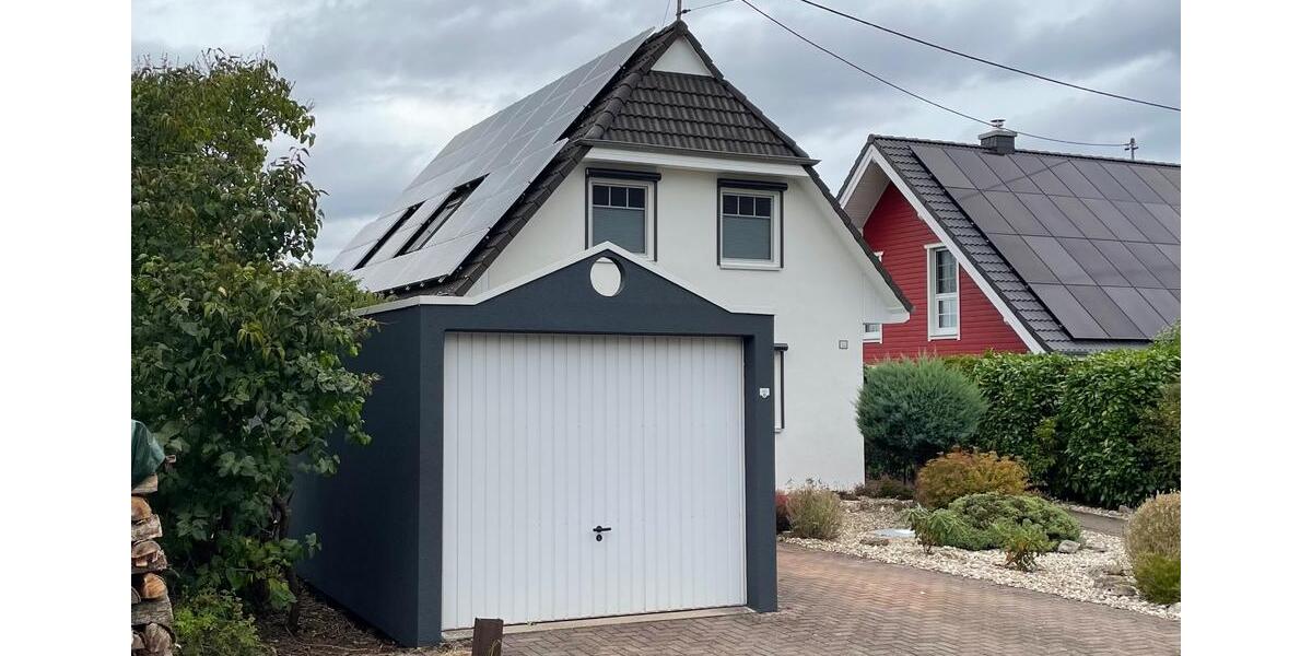 Renoviertes freistehendes EFH mit idyllischem Garten 4 zimmer