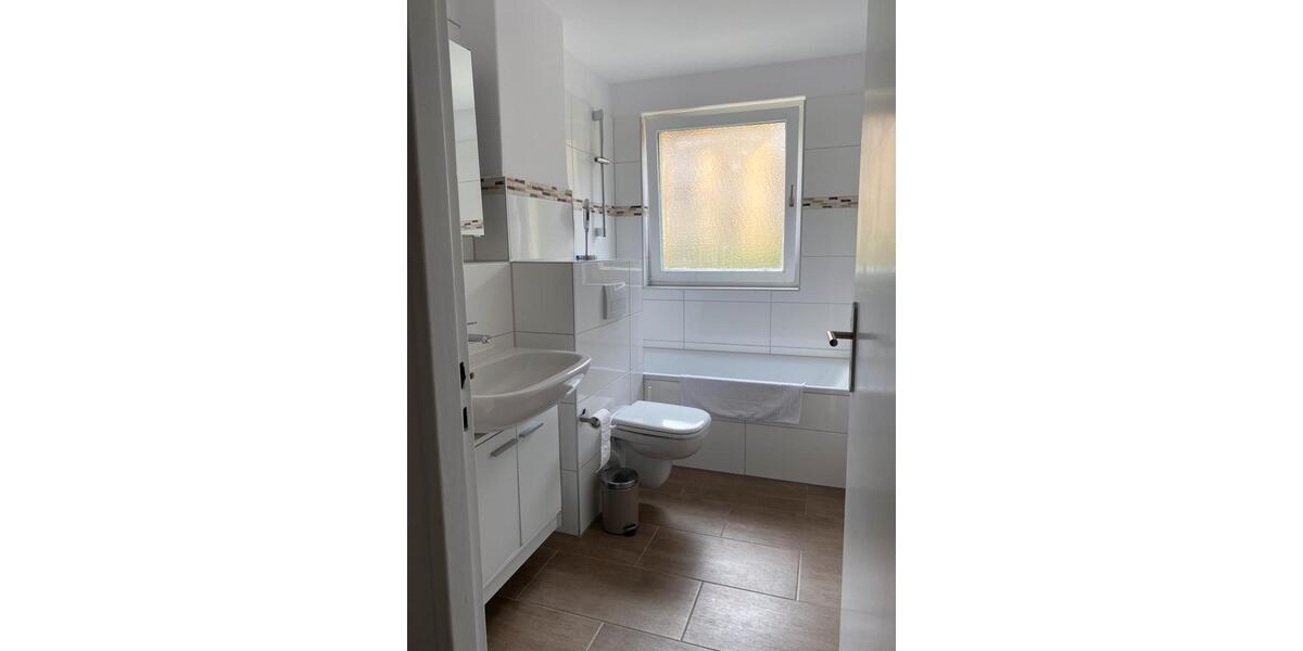 Etagenwohnung Hannover Vahrenwald-List - 2 Zimmer, 75 m&sup2;, 1.050&euro; | Angebot:19863252