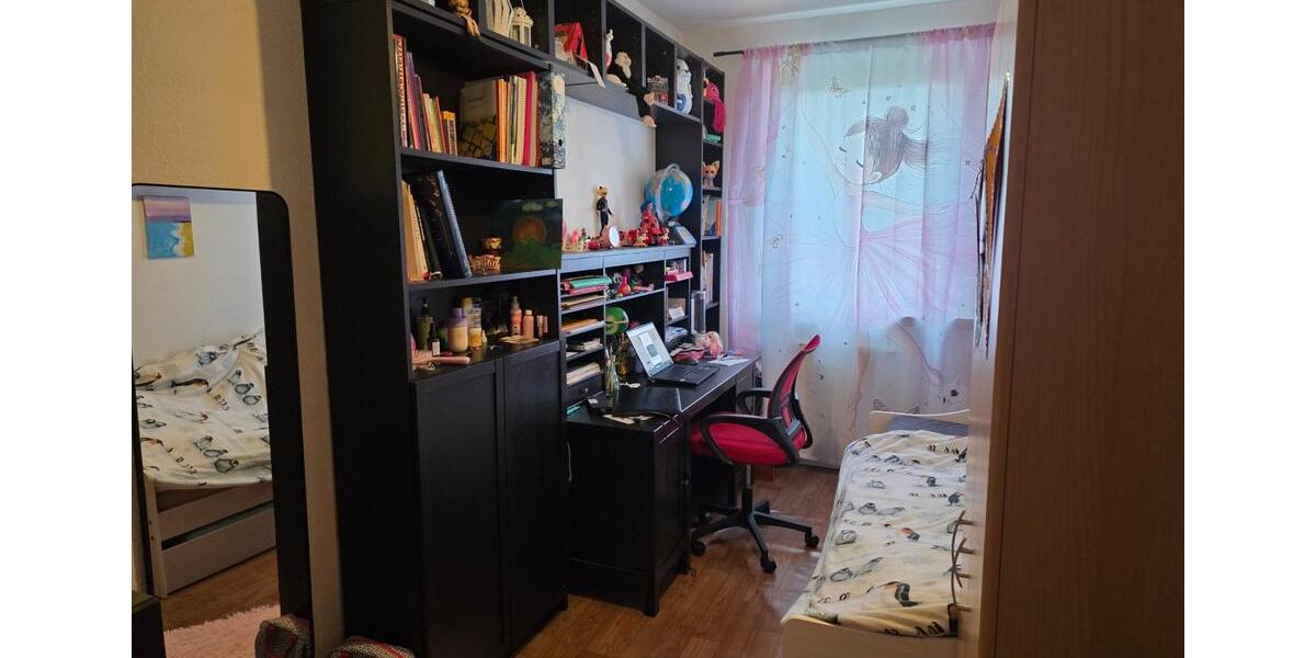 Etagenwohnung Querfurt - 3 Zimmer, 60 m&sup2;, 300&euro; | Angebot:26560365