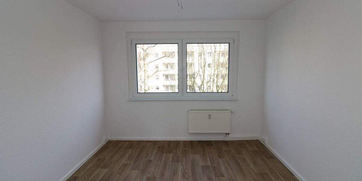Etagenwohnung Freiberg - 3 Zimmer, 66 m&sup2;, 469&euro; | Angebot:25899902