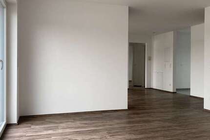 Wohnung zum Mieten in Augsburg 1.250 € 96.69 m²