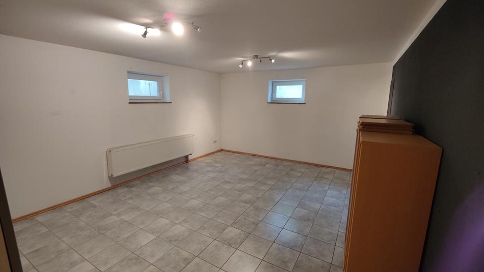 Gewerbeobjekt Geisenhausen - 600&euro; | Angebot:24839837