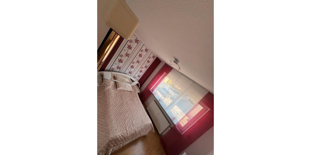 Etagenwohnung Alzey - 3 Zimmer, 76 m&sup2;, 780&euro; | Angebot:25943998