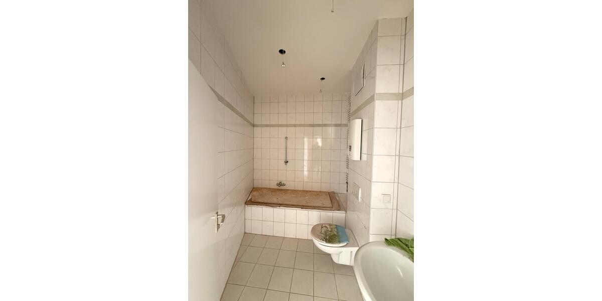 Etagenwohnung Ansbach - 5 Zimmer, 159 m&sup2;, 1.500&euro; | Angebot:25986577