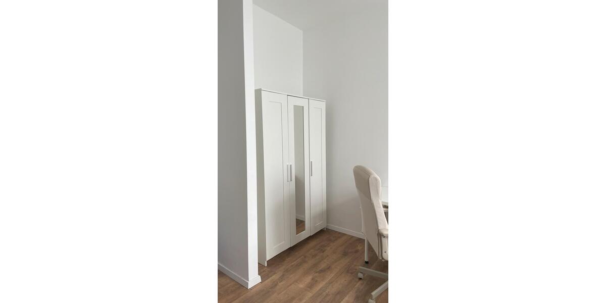 Etagenwohnung Bonn - 1 Zimmer, 20 m&sup2;, 750&euro; | Angebot:26137798