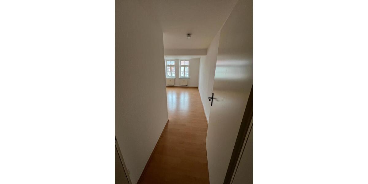Etagenwohnung Bad Langensalza - 4 Zimmer, 100 m&sup2;, 650&euro; | Angebot:26367199