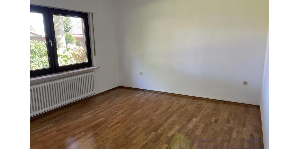 Erdgeschoßwohnung Moormerland - 5 Zimmer, 117 m&sup2;, 780&euro; | Angebot:24771924