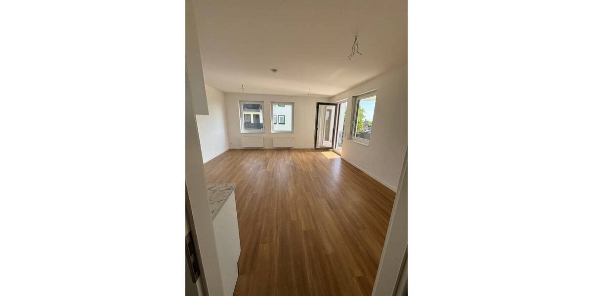 Etagenwohnung Schönefeld - 2 Zimmer, 65 m&sup2;, 1.058&euro; | Angebot:24990037