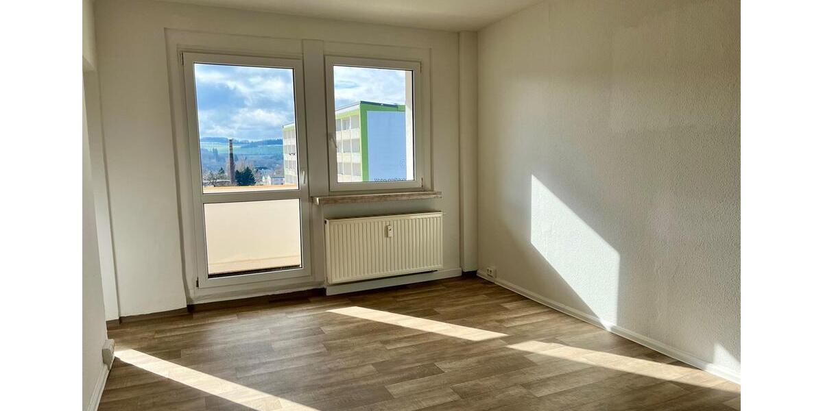 Etagenwohnung Oelsnitz (Vogtland) - 3 Zimmer, 56 m&sup2;, 337&euro; | Angebot:24889129