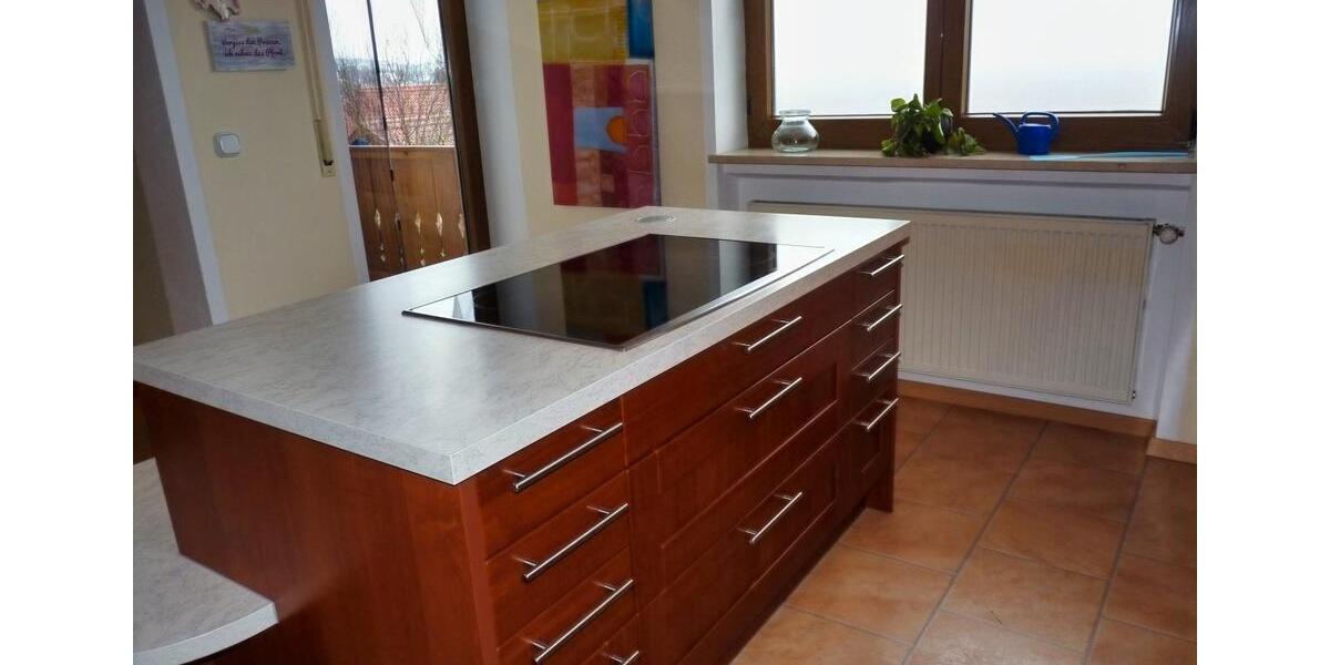 Etagenwohnung Mengkofen - 3 Zimmer, 130 m&sup2;, 1.080&euro; | Angebot:24817912