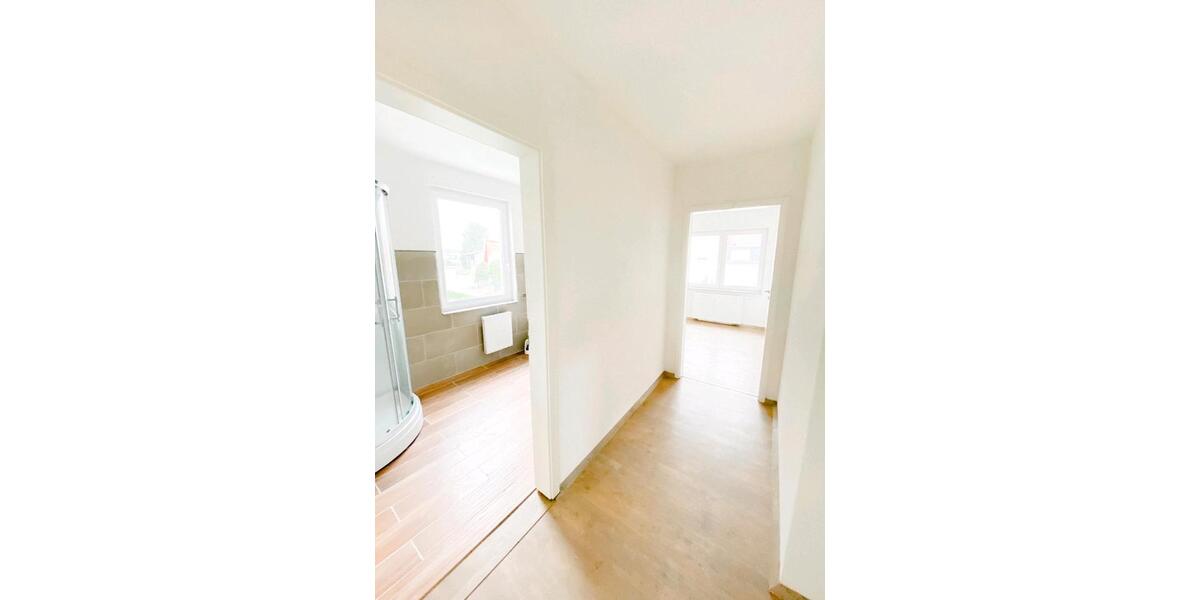 Etagenwohnung Magdeburg Nordwest - 4 Zimmer, 90 m&sup2;, 900&euro; | Angebot:26276447