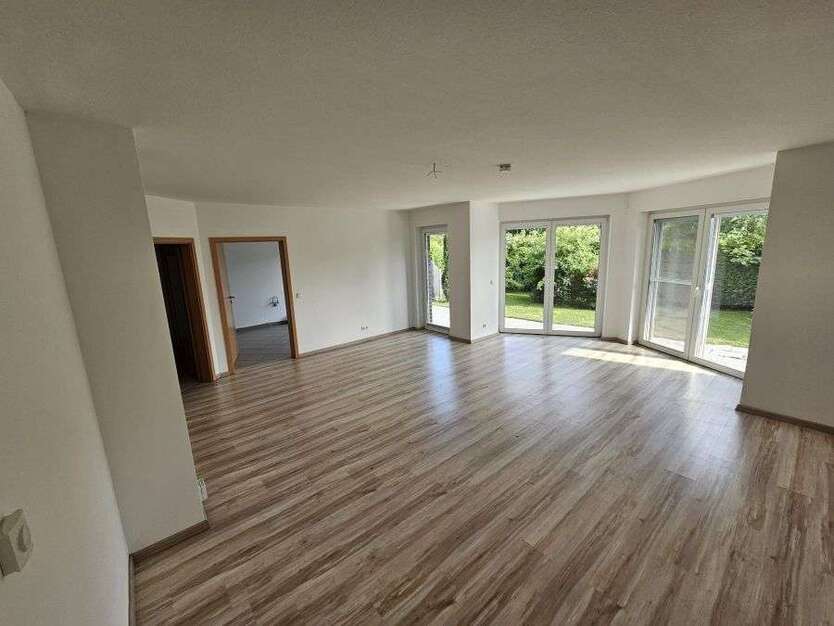 Wohnung zum Mieten in Geestland 740 € 82 m²
