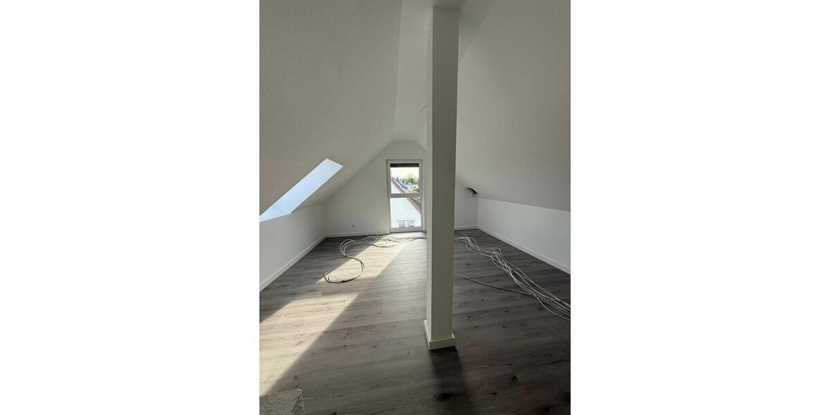Doppelhaushälfte Herrenberg - 6 Zimmer, 138 m&sup2;, 2.250&euro; | Angebot:26364288
