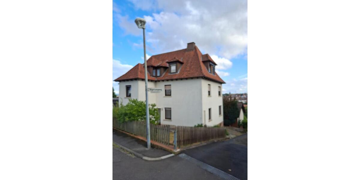 Dachgeschoßwohnung Schwalmstadt - 3 Zimmer, 55 m&sup2;, 440&euro; | Angebot:24572792