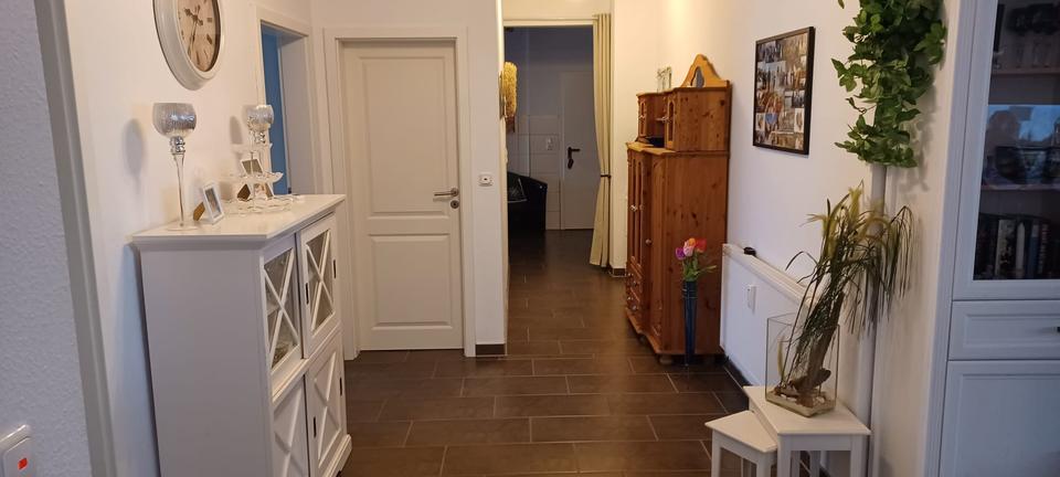 Etagenwohnung Fehmarn - 4 Zimmer, 122 m&sup2;, 1.280&euro; | Angebot:25989889