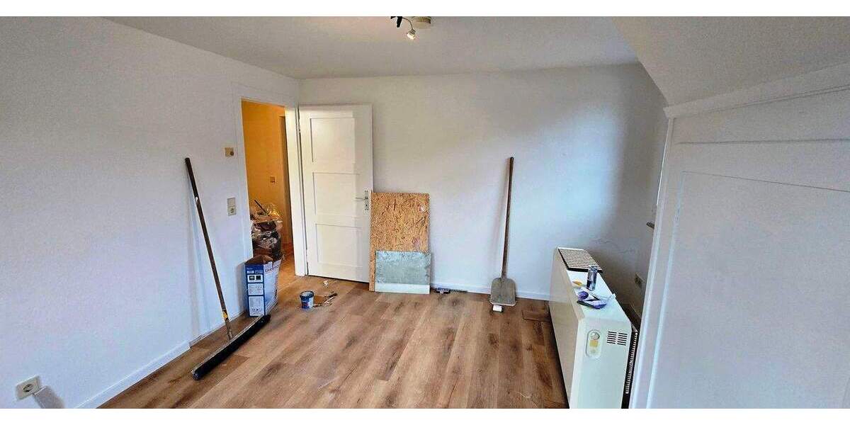 Attraktive frisch sanierte 4-Zimmer-Wohnung in Müllheim-Feldberg. Frei zum 01.02.2026 4 zimmer