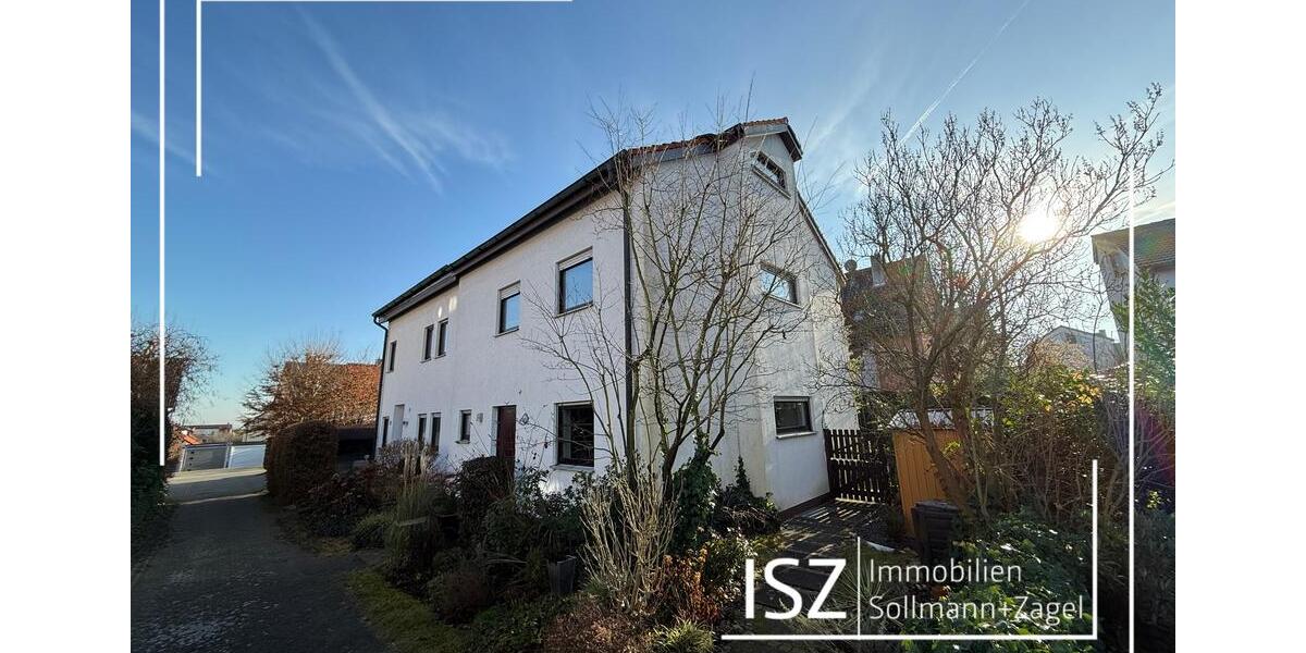 Großz. DHH beste Lage, ca. 130 m² Wfl., 5 Zi., Bj. 1983, Kanal nur 50 m entfernt, Garage + Carport ! 5 zimmer