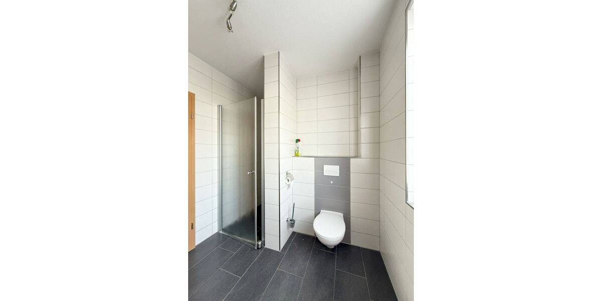 Einfamilienhaus Wiesenau - 3 Zimmer, 140 m&sup2;, 1.300&euro; | Angebot:25729405