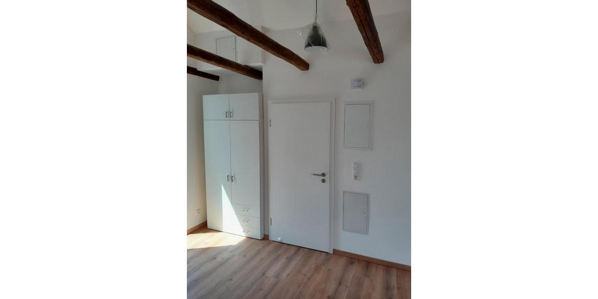 Dachgeschoßwohnung Varel - 2 Zimmer, 70 m&sup2;, 750&euro; | Angebot:26652733