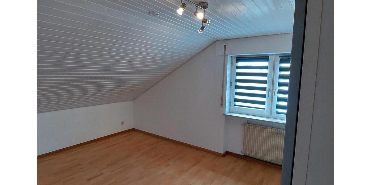 Dachgeschoßwohnung Grenzach-Wyhlen Wyhlen - 2 Zimmer, 64 m&sup2;, 650&euro; | Angebot:26320966