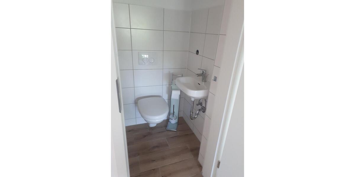 Wohnen auf Zeit Schwabach - 6 Zimmer, 8 m&sup2;, 390&euro; | Angebot:25879004