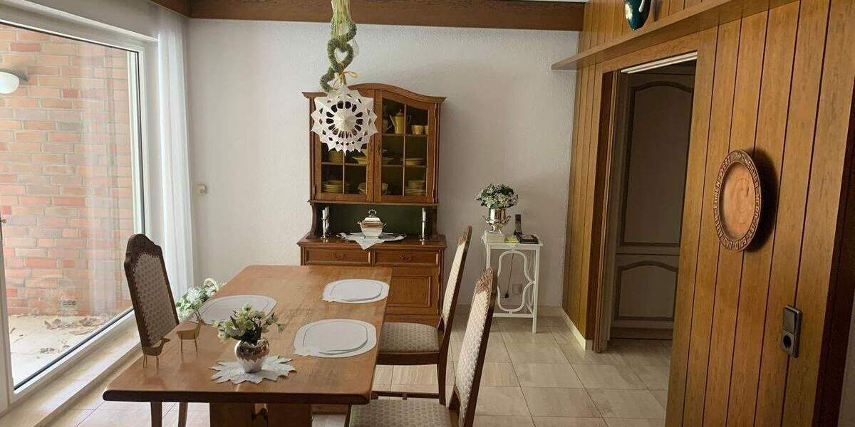 Seniorenwohnung Hainallee, komplett möbliert mit Tiefgarage und Aufzug! 3 zimmer