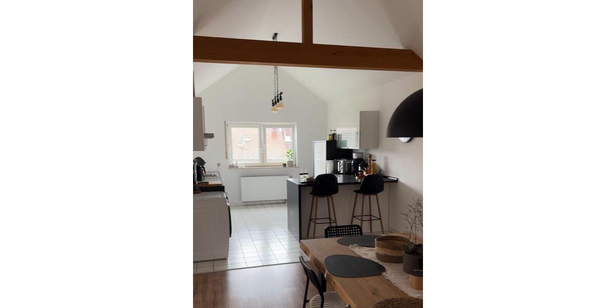 Dachgeschoßwohnung Miltenberg - 2.5 Zimmer, 96 m&sup2;, 950&euro; | Angebot:26653293