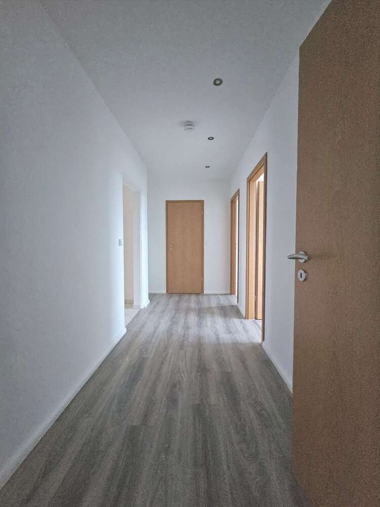 Wohnung zum Mieten in Chemnitz 564 € 96 m²