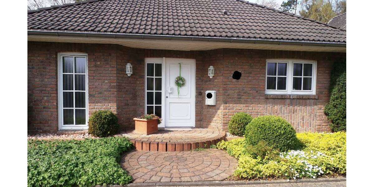 Einfamilienhaus Mönchengladbach Süd - 5 Zimmer, 170 m&sup2;, 2.300&euro; | Angebot:27261100