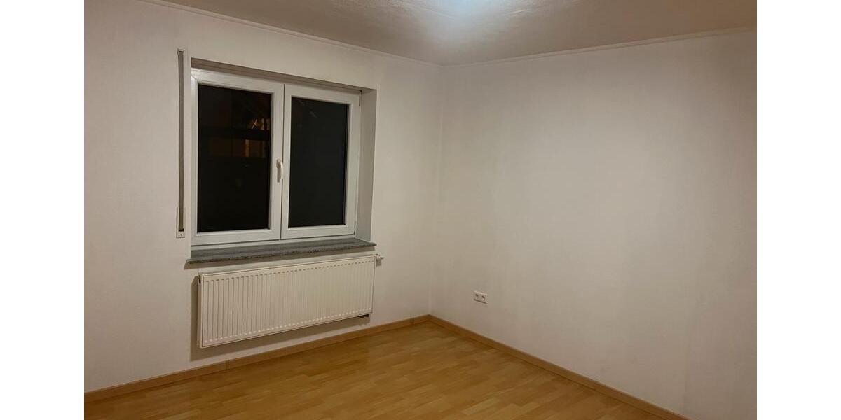 Erdgeschoßwohnung Nagold - 4 Zimmer, 105 m&sup2;, 1.350&euro; | Angebot:25022181