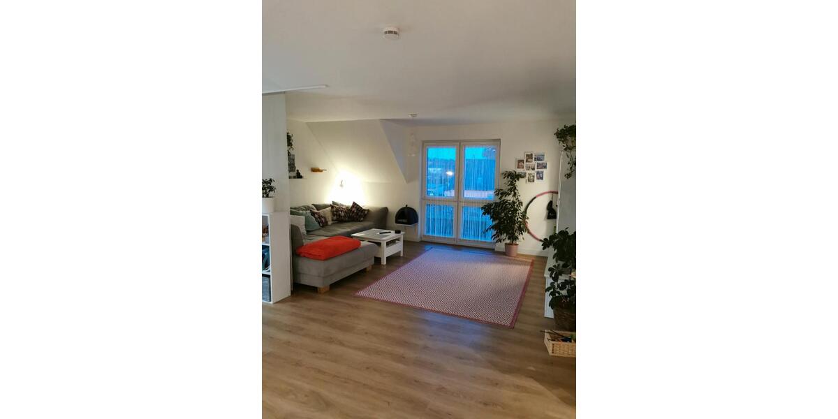 Dachgeschoßwohnung Nauen - 2 Zimmer, 94 m&sup2;, 1.409&euro; | Angebot:25995364