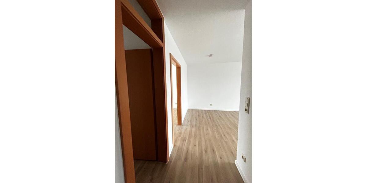Erdgeschoßwohnung Zwickau Zwickau-West - 3 Zimmer, 71 m&sup2;, 580&euro; | Angebot:25974100