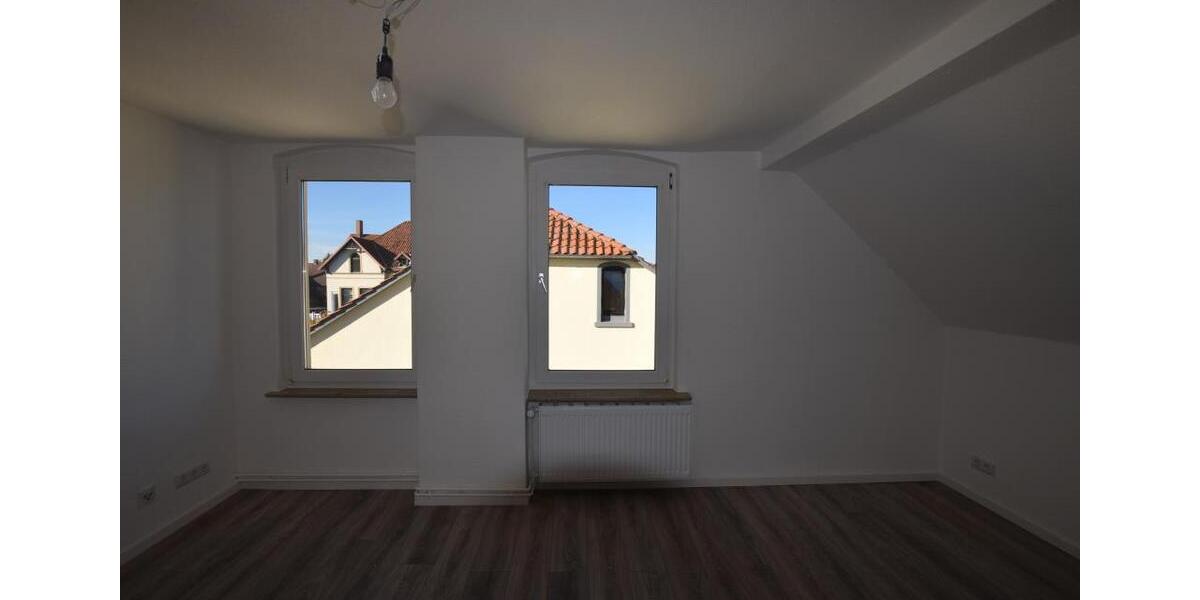 Dachgeschoßwohnung Hameln - 2 Zimmer, 50 m&sup2;, 350&euro; | Angebot:26671606
