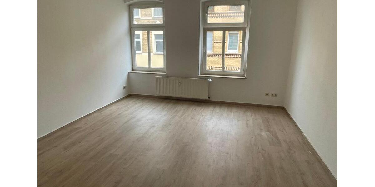 Etagenwohnung Schönebeck (Elbe) - 2 Zimmer, 65 m&sup2;, 420&euro; | Angebot:22939996