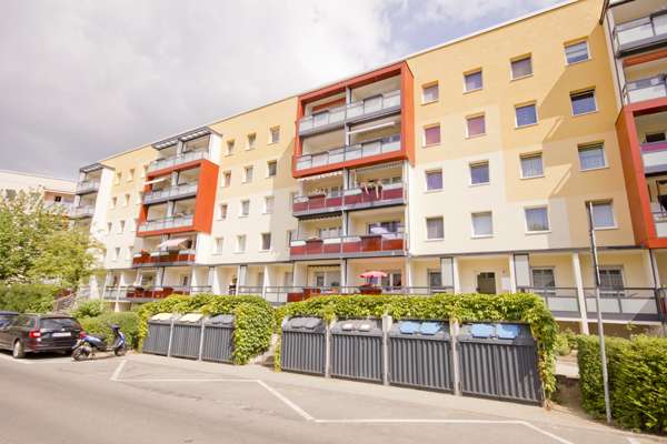 Wohnung zum Mieten in Halle (Saale) 444 € 71.5 m² 4 zimmer
