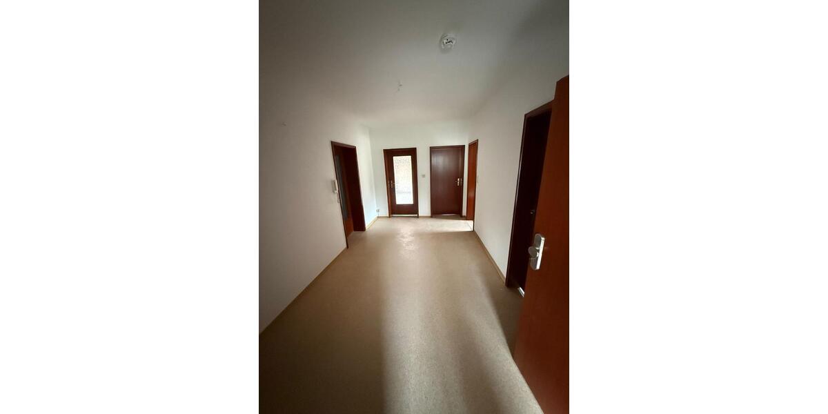 Ab sofort frei: Großzügige, renovierte 4-Zimmer-Wohnung (ca. 115 4 zimmer