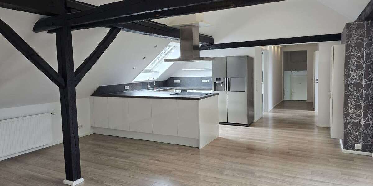 Etagenwohnung Burgwedel - 3 Zimmer, 120 m&sup2;, 1.200&euro; | Angebot:27226458