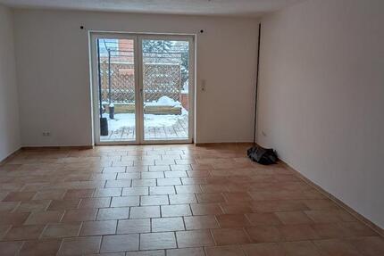 Wohnung Bad Salzdetfurth - 2 Zimmer, 108 m&sup2;, 690&euro; | Angebot:25044376