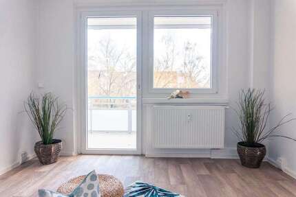 Wohnung zum Mieten in Chemnitz 330 € 54.97 m² 3 zimmer
